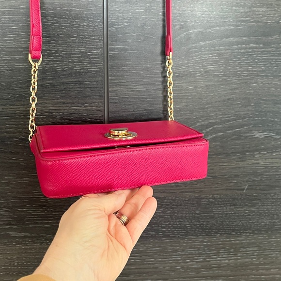 Fuchsia pebbled Bag - Picture 6 of 9